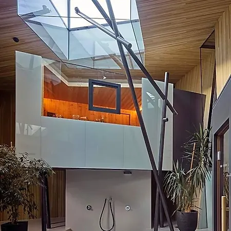 Glocke Otel